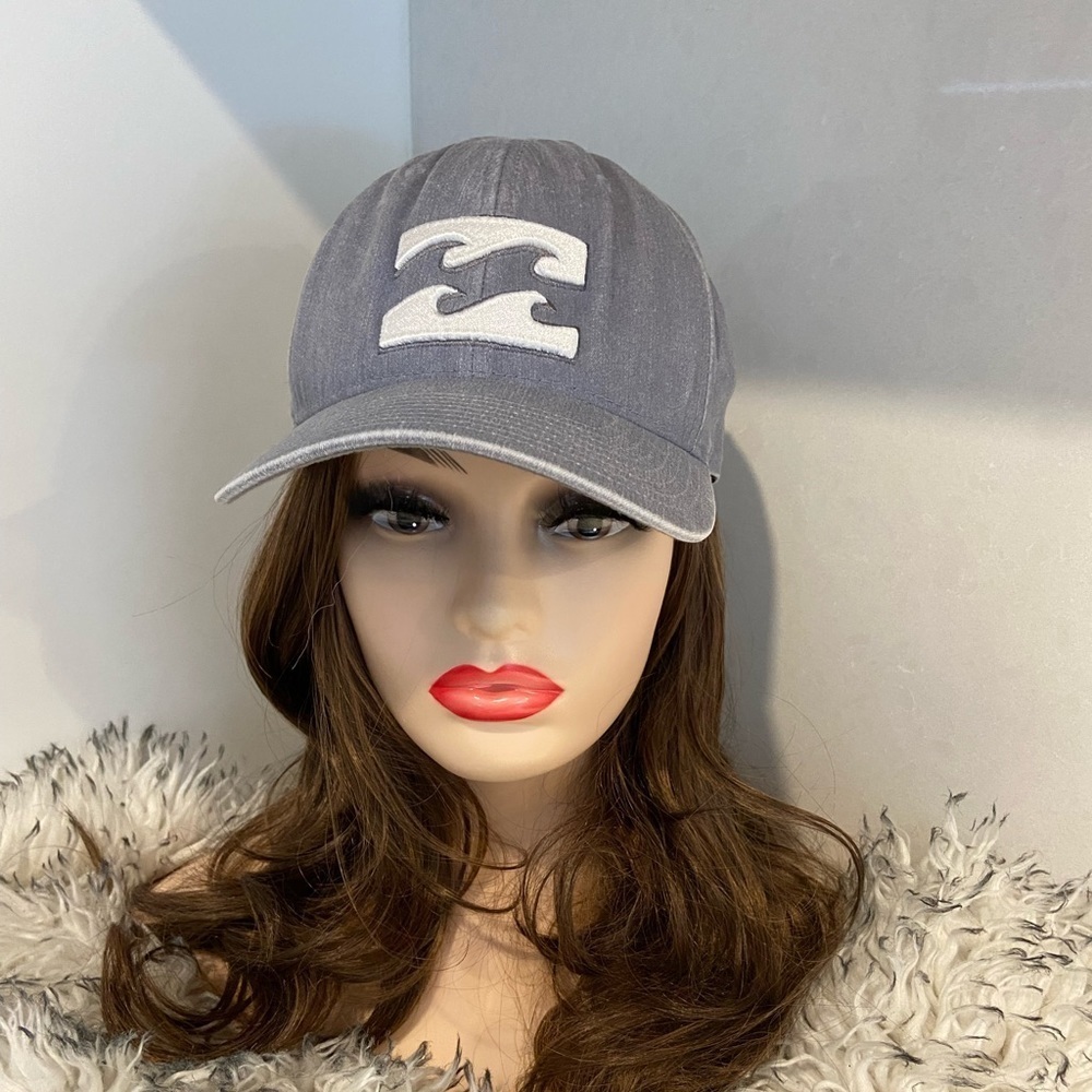 Billabong Gray Cap with White Logo
